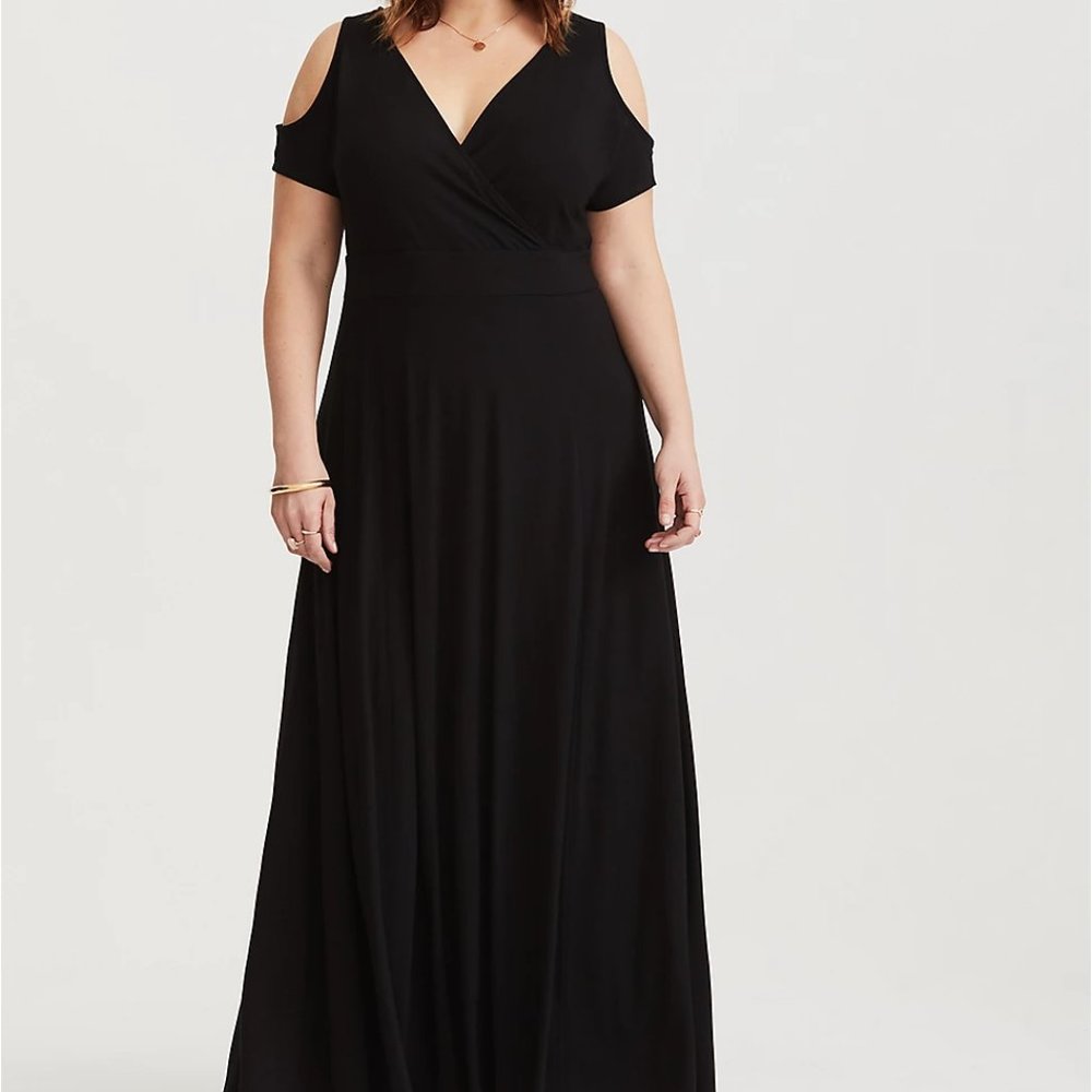 Torrid 1/2/3/4X Dress Black Maxi Cold Shoulder